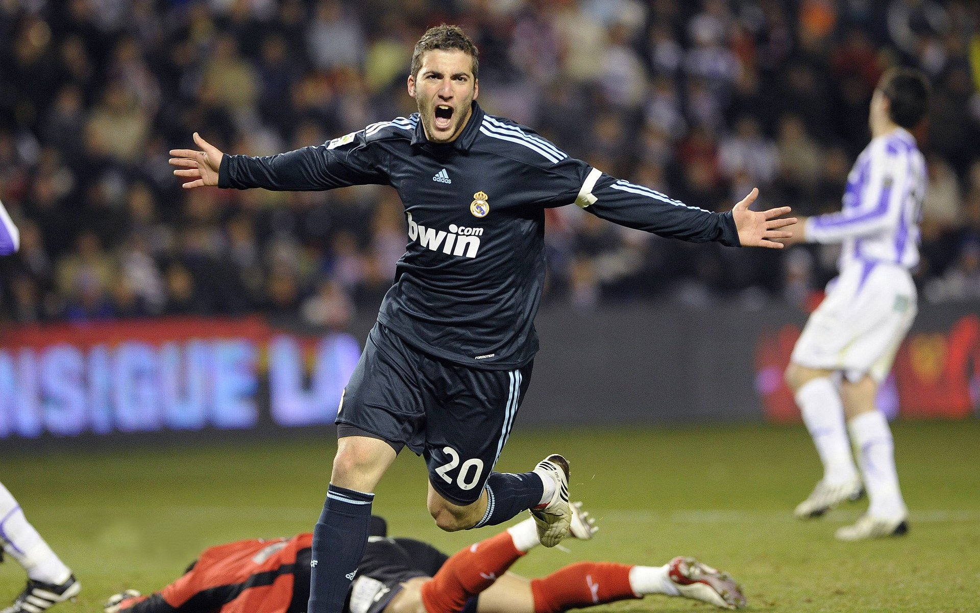 RB莱比锡客场战平，暂时保持稳定，rb莱比锡50+1